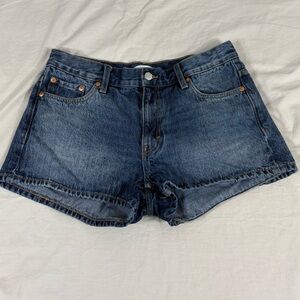 Weekday Women Blue Cut Off Denim Shorts Size 27